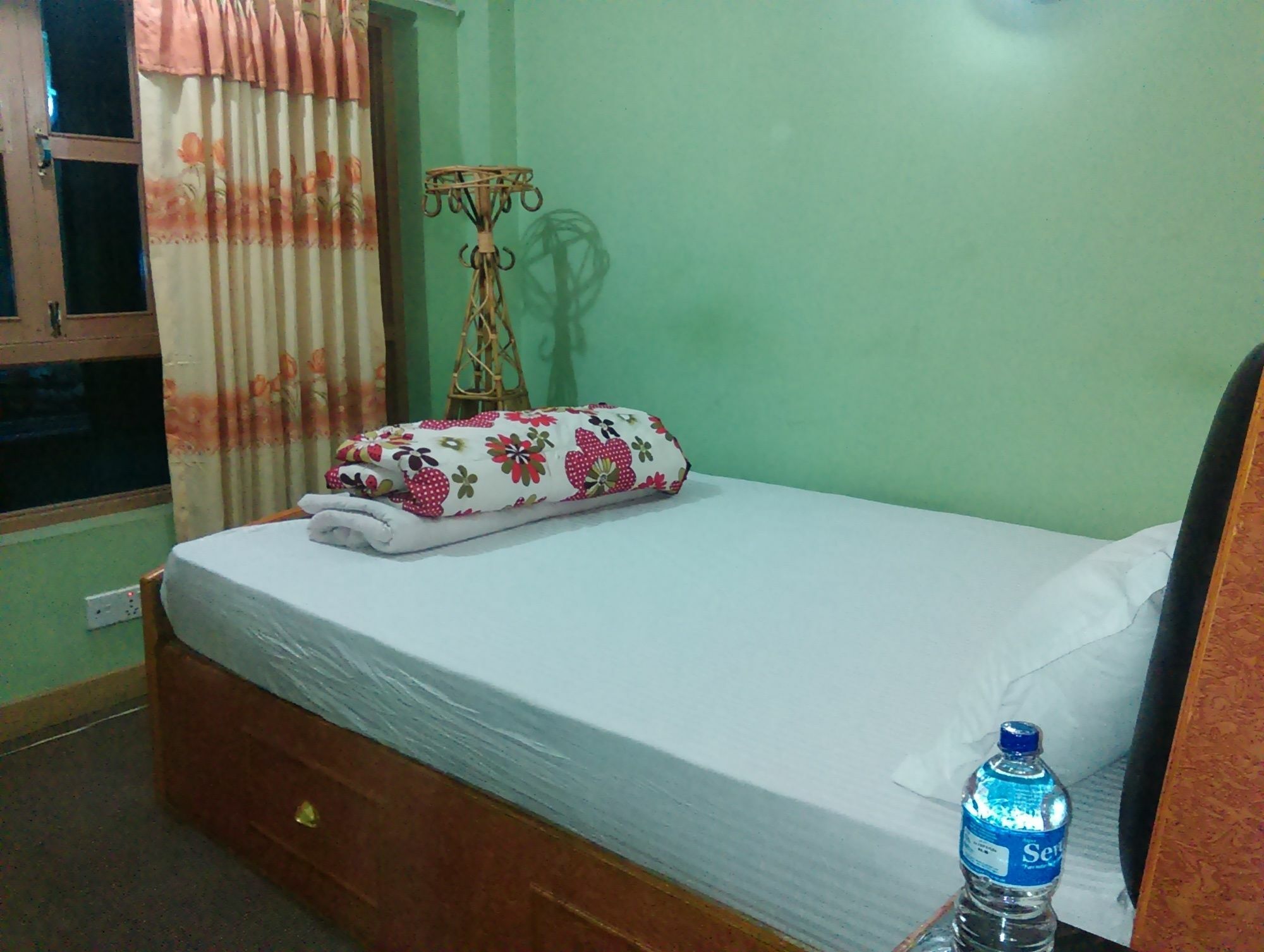 Bhatgoan Mountain Guest House מראה חיצוני תמונה